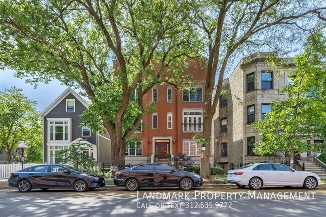 Primary Photo - 3306 N Clifton Ave