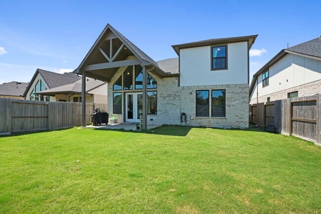 Building Photo - 29015 Laurel Grove Ln