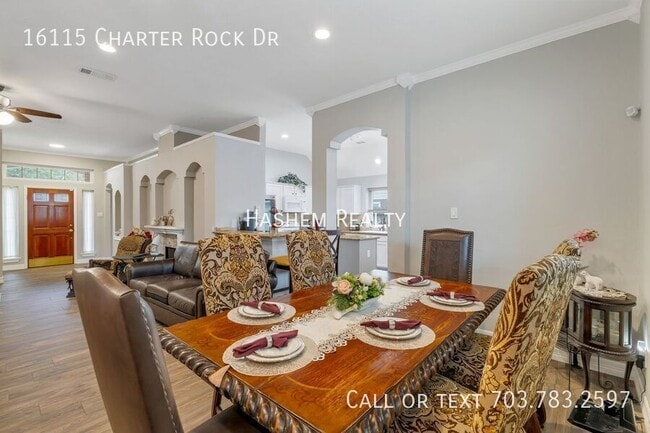 Building Photo - 16115 Charter Rock Dr