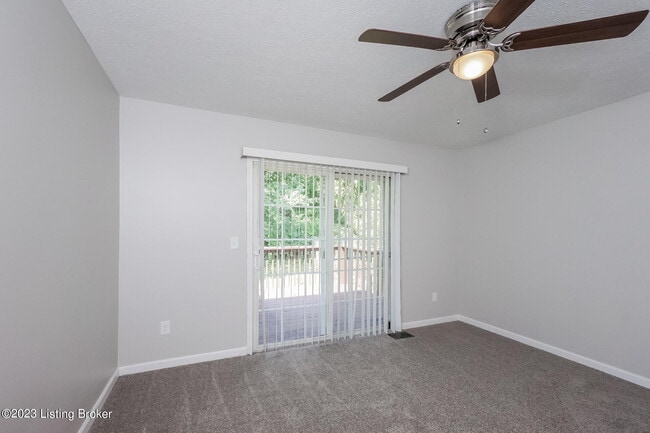 Building Photo - 4218 Willowview Blvd