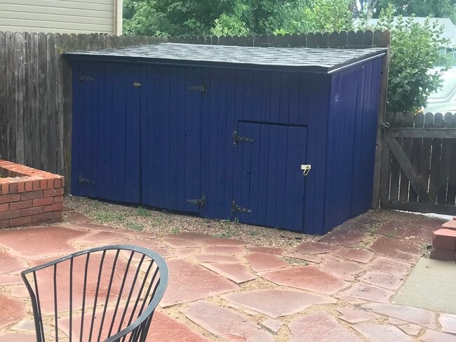 Storage Unit - 415 Lilac Ct