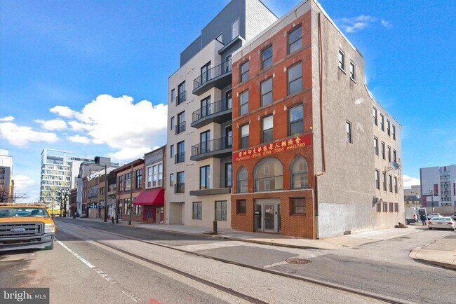 Primary Photo - 225 N 12th St