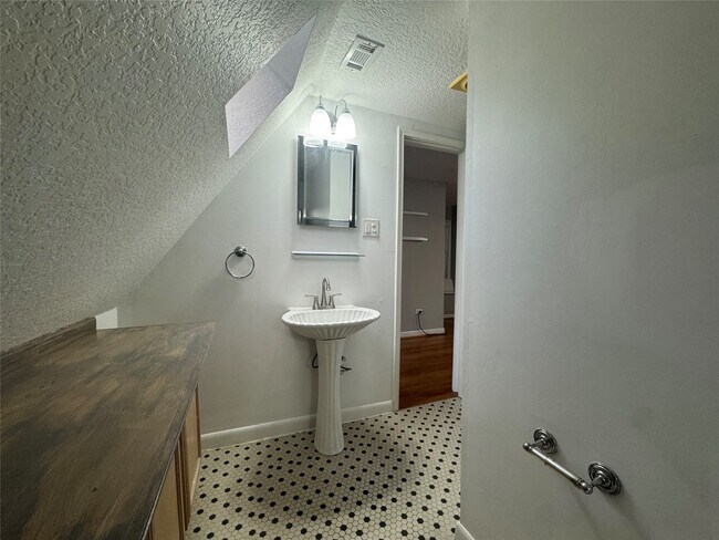 Building Photo - 4387 Harvest Ln