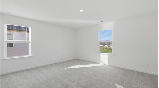 Building Photo - 38 Buck Crk Ln