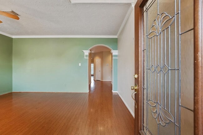 Building Photo - 4426 Park Bend Dr