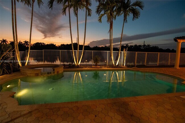 Building Photo - 1714 Victoria Pointe Cir