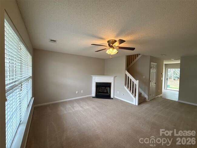 Building Photo - 12053 Bragg St