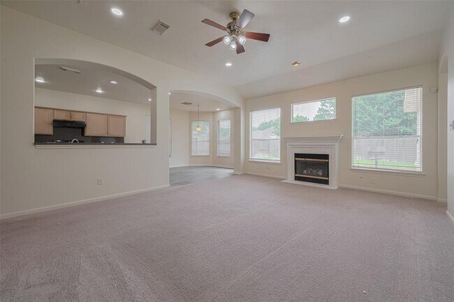Building Photo - 17215 Stratford Green Dr