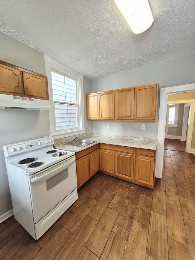 Building Photo - 3115 4th Ave