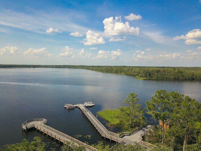 Building Photo - MOVE IN SPECIAL- 2 Bed / 2 Bath Condo with 1-Car Garage in Harmony – Move-In Special!