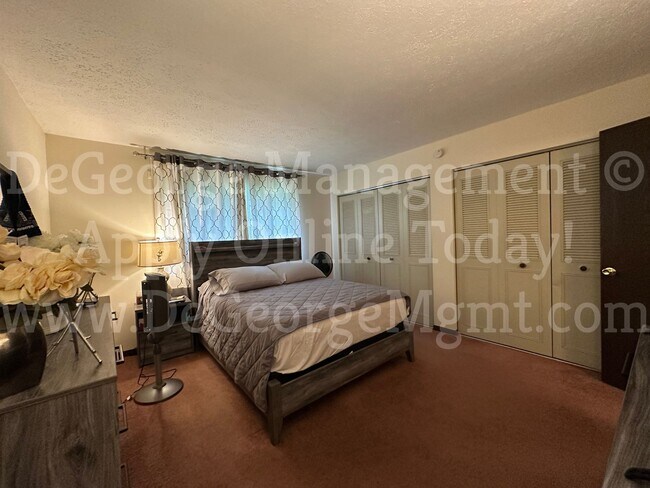 Floorplan - Parkway Apartments