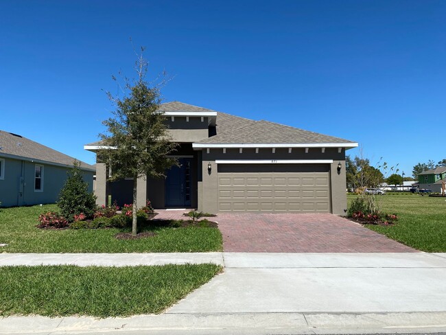 COMPASS LANDINGS SPACIOUS 4 BEDROOM, 3 BAT... - 871 Lady Bird Ln Orange ...