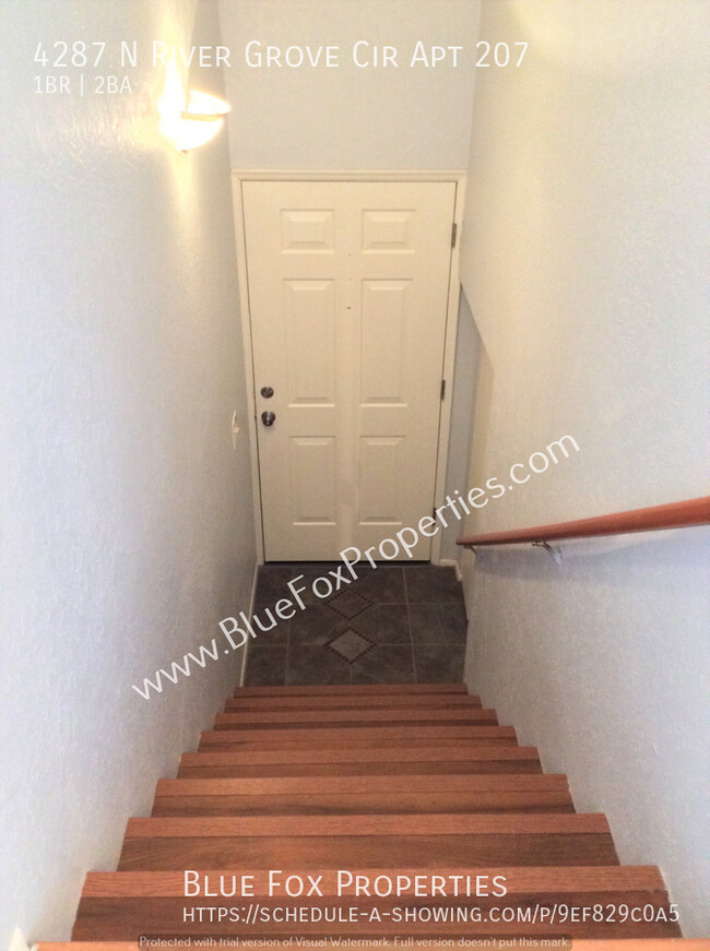 Building Photo - Beautiful Condo 10mins to UofA!