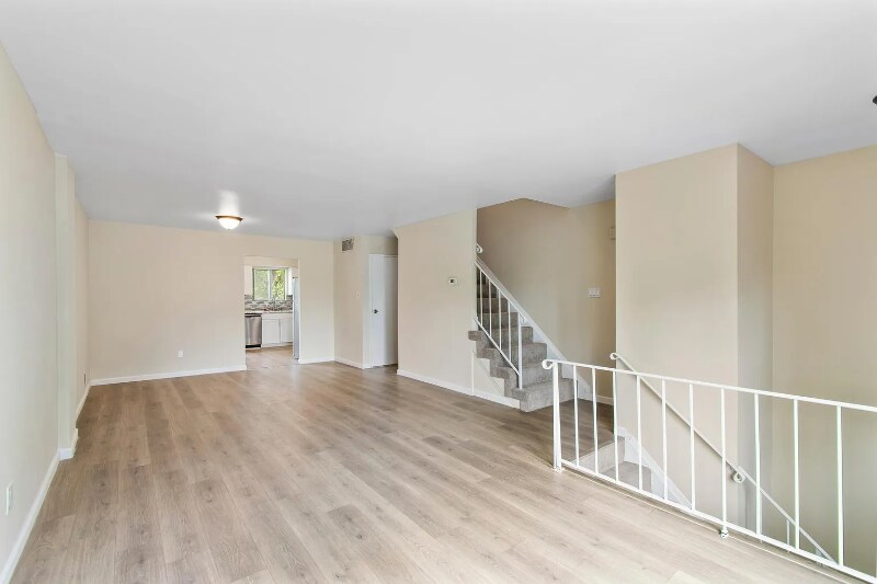 Building Photo - 1630 Forest Hill Rd