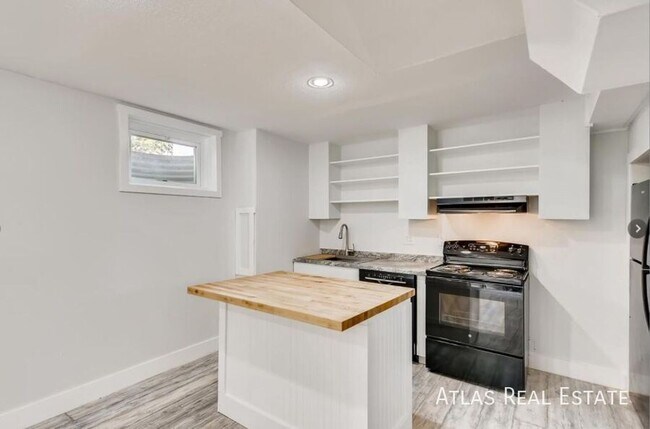 Building Photo - 7486 Turner Dr