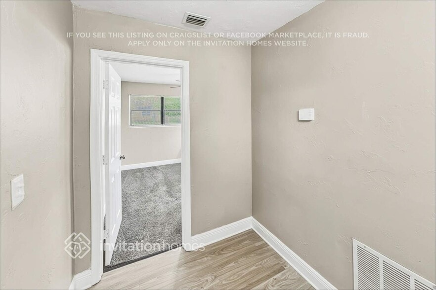 Building Photo - 4255 N Browning Dr