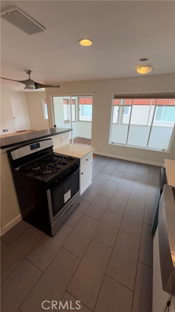 Building Photo - 1174 E Ocean Blvd