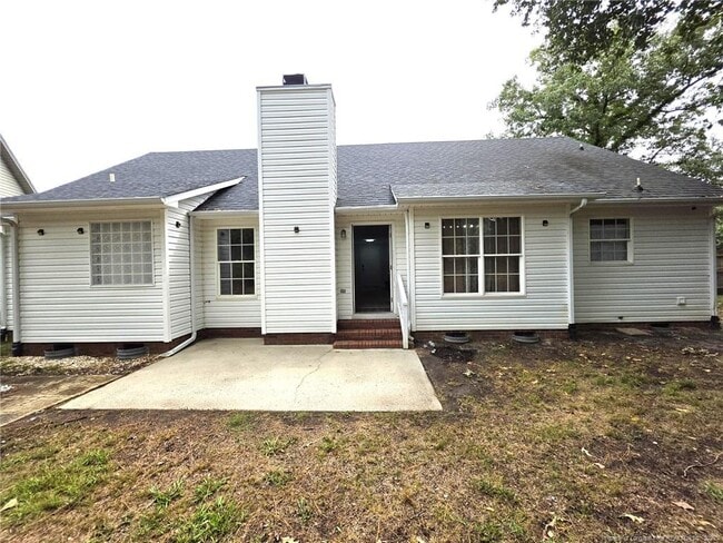 Building Photo - 910 Foxhunt Ln