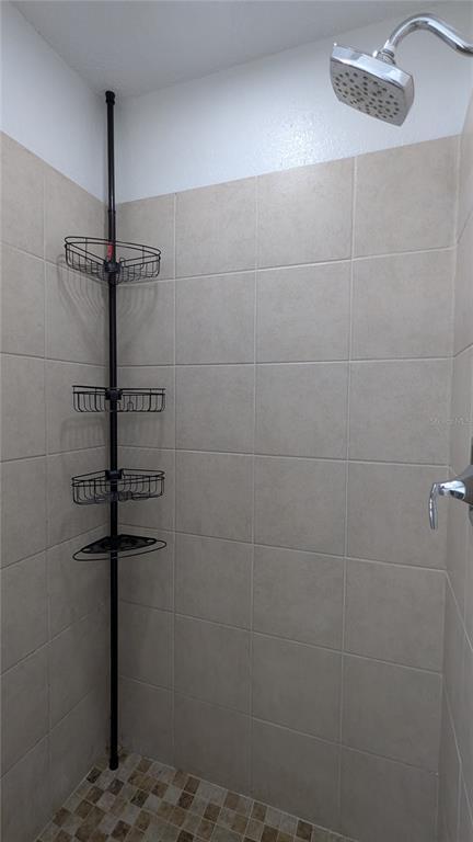 Building Photo - 874 Dolphin Ave NW