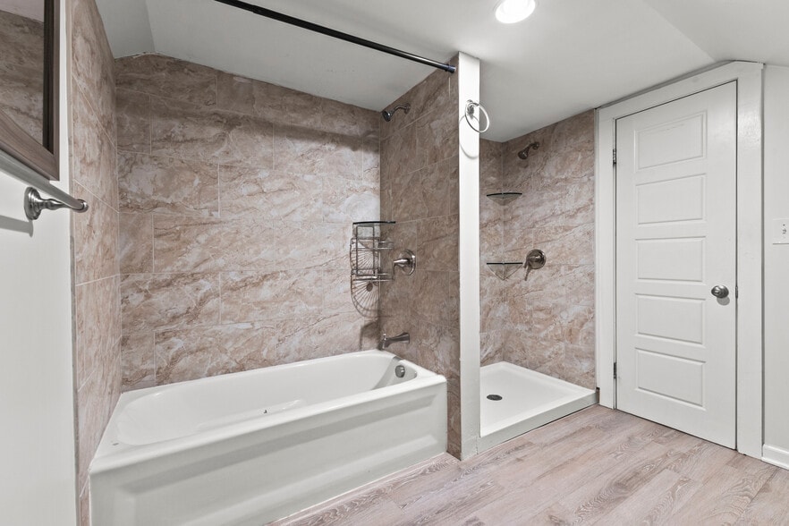 Building Photo - 315 Garfield Ave