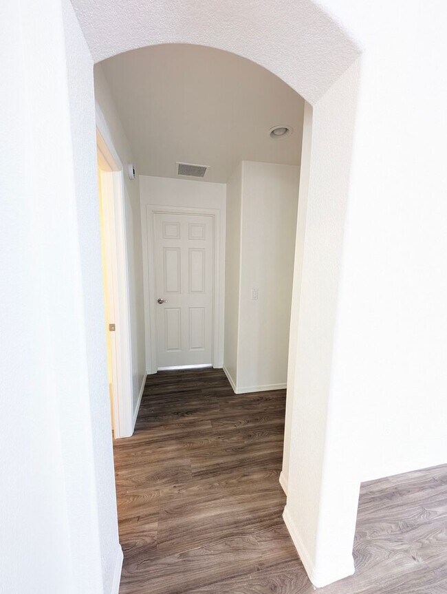 Building Photo - AVAILABLE NOW IN SAN TAN RANCH GILBERT!!!