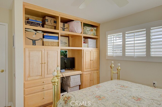 Building Photo - 5510 Paseo Del Lago W