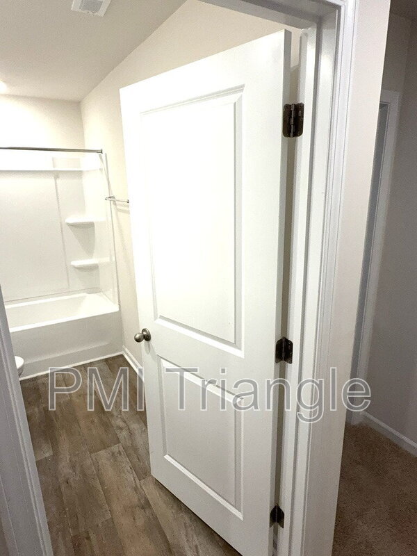 Building Photo - 5516 Musket Ct