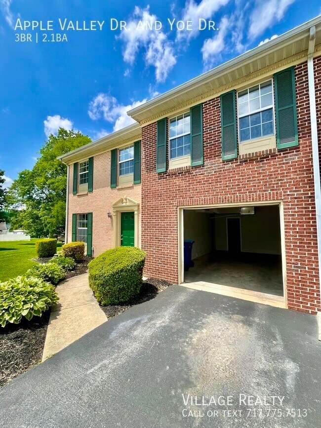 Building Photo - 914 Apple Valley Dr