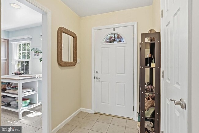 Building Photo - 9100 Omar Ct