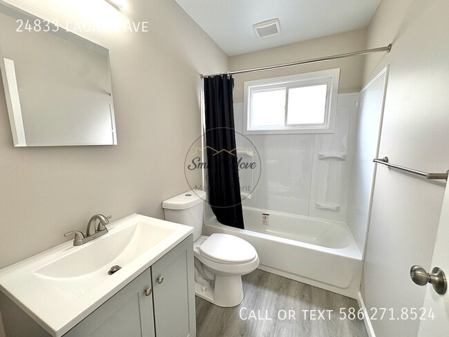 Building Photo - 24833 Lauren Ave