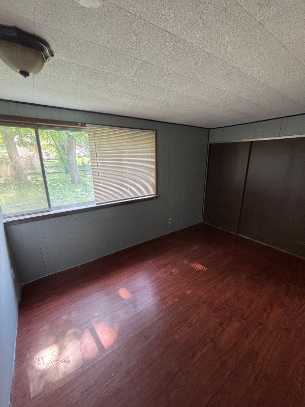 Building Photo - 9705 Winkler Dr