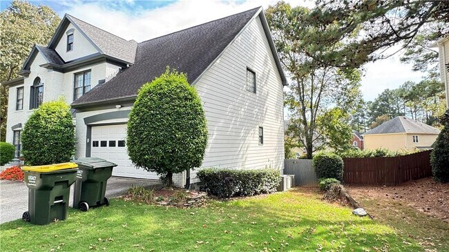 Building Photo - 7195 Devonhall Way