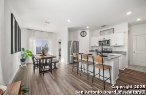 Building Photo - 8412 Falcon Meadow Dr