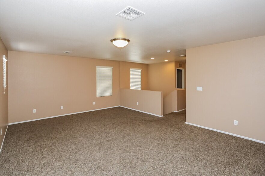 Building Photo - 9434 W Blooming Grove Ave