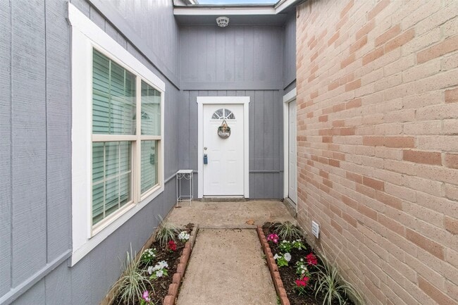 Building Photo - 19215 Cypress Canyon Dr