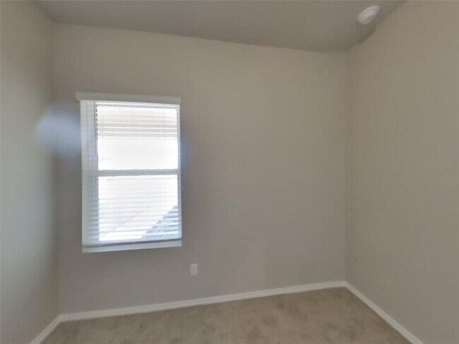 Building Photo - 3509 Gooseneck LN