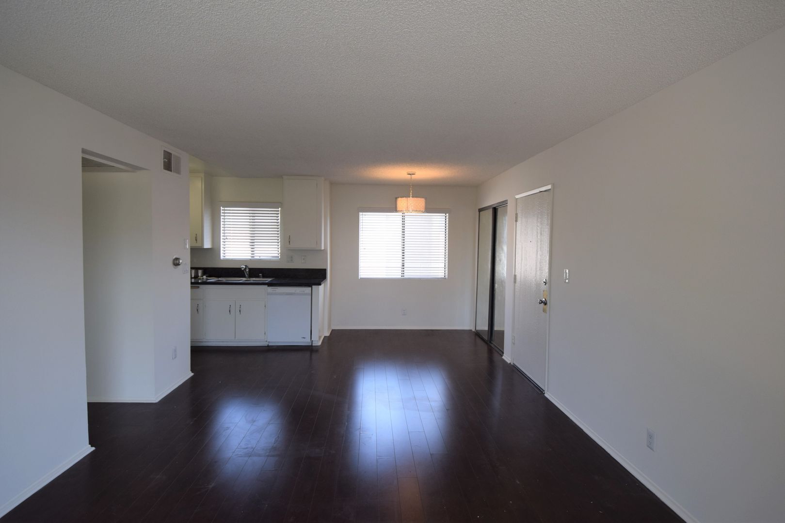 Building Photo - 5921 Whitsett Ave