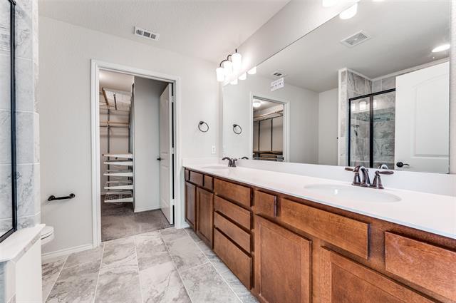Building Photo - 7613 Heritage Dr
