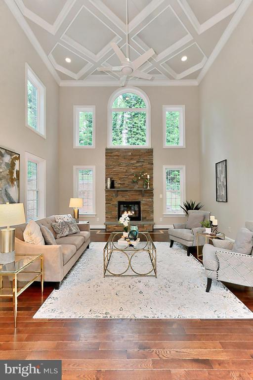 Building Photo - 6526 Dearborn Dr