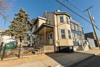 Building Photo - 407 Somerset St