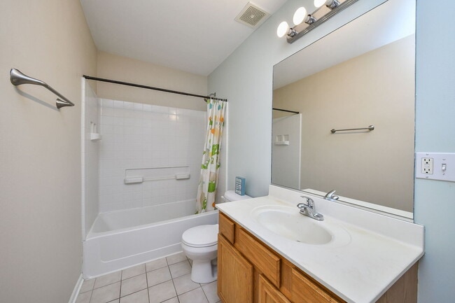 Building Photo - 3169 Saganashkee Ln