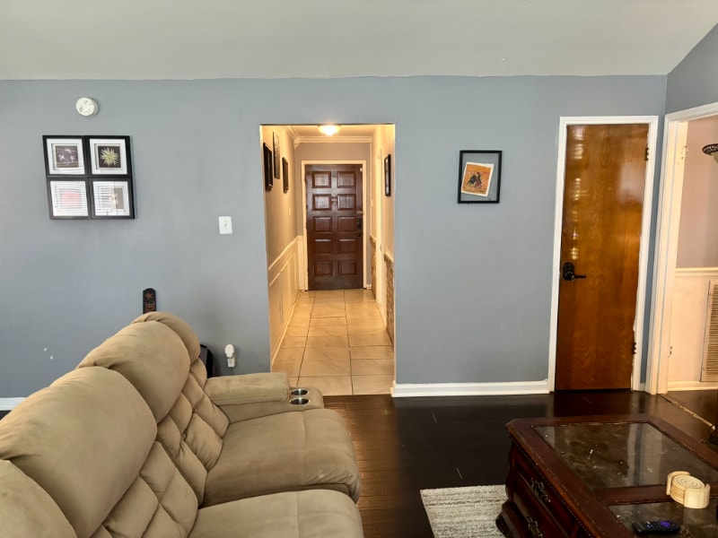 Building Photo - 9319 Rentur Dr