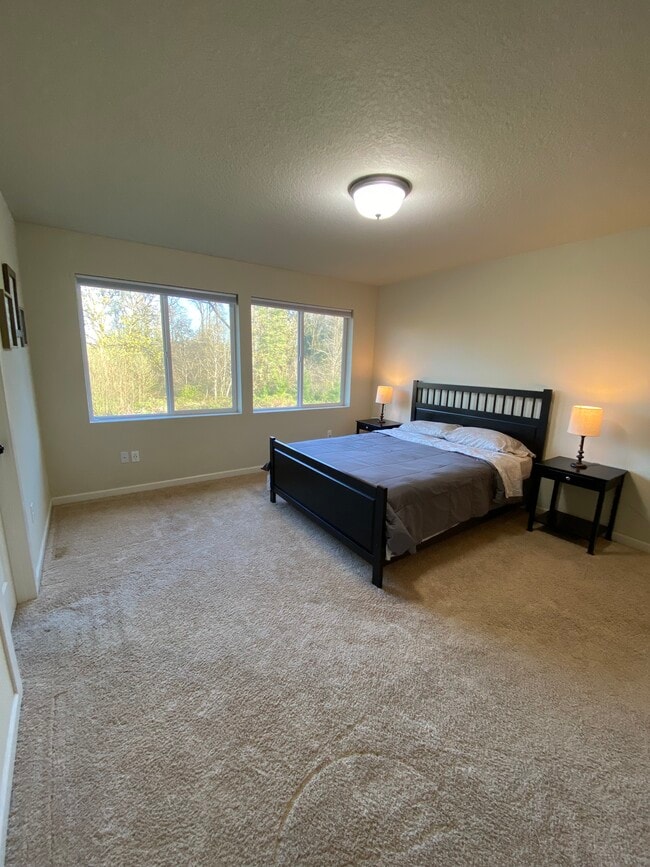 Building Photo - 10030 NW Bartlett Loop