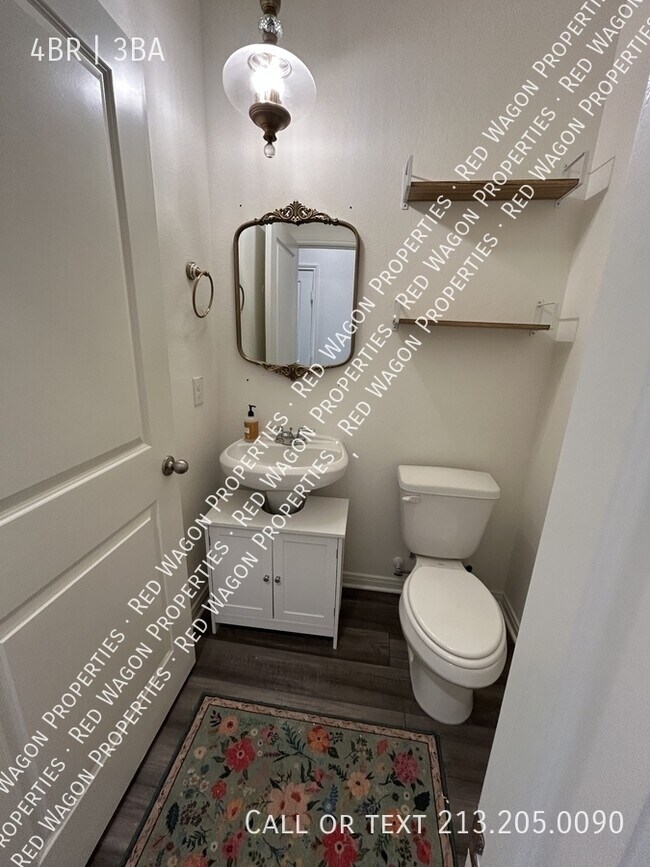 Building Photo - 7404 Cottontail Clf