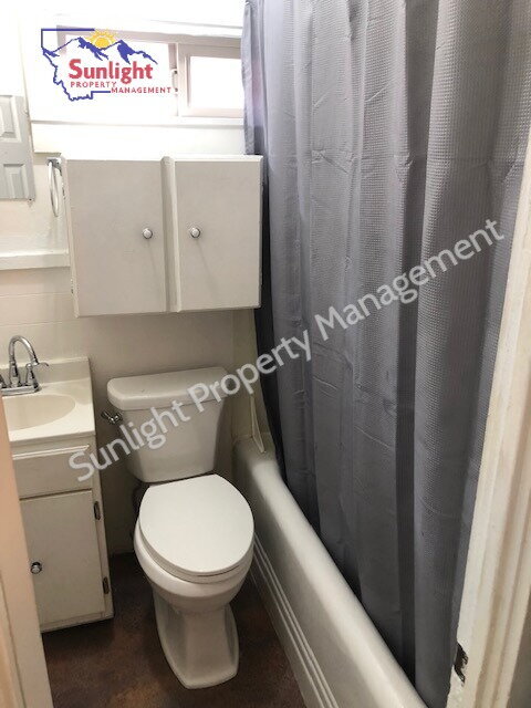 Building Photo - 7 Montana Ave