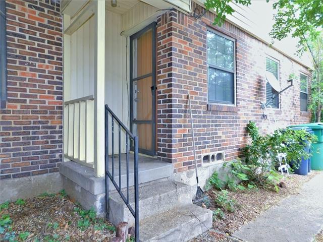 Building Photo - 1010 Denton St