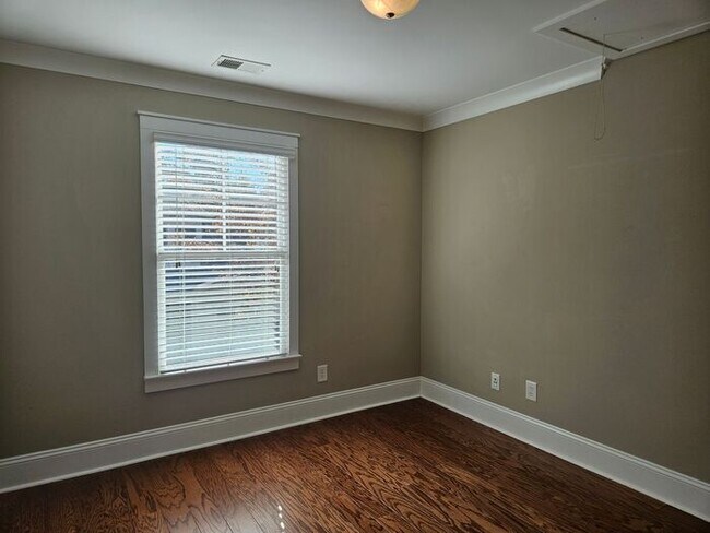 Building Photo - Live at the Saluda River Club