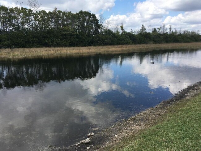 Building Photo - 160 NW 166th Ave