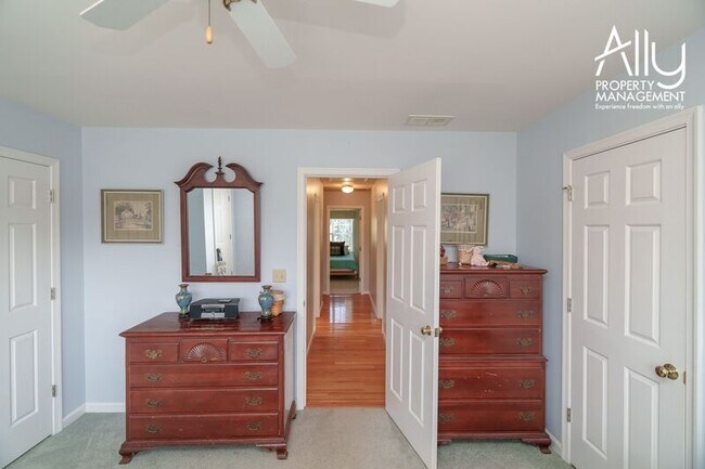 Building Photo - 2733 Southern Hills Ct