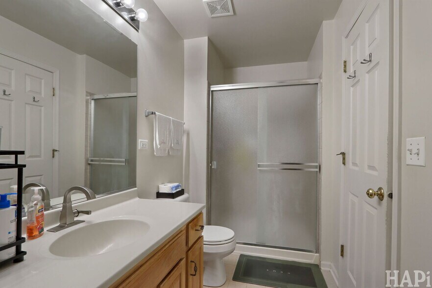 Building Photo - 750 Dillon Ct